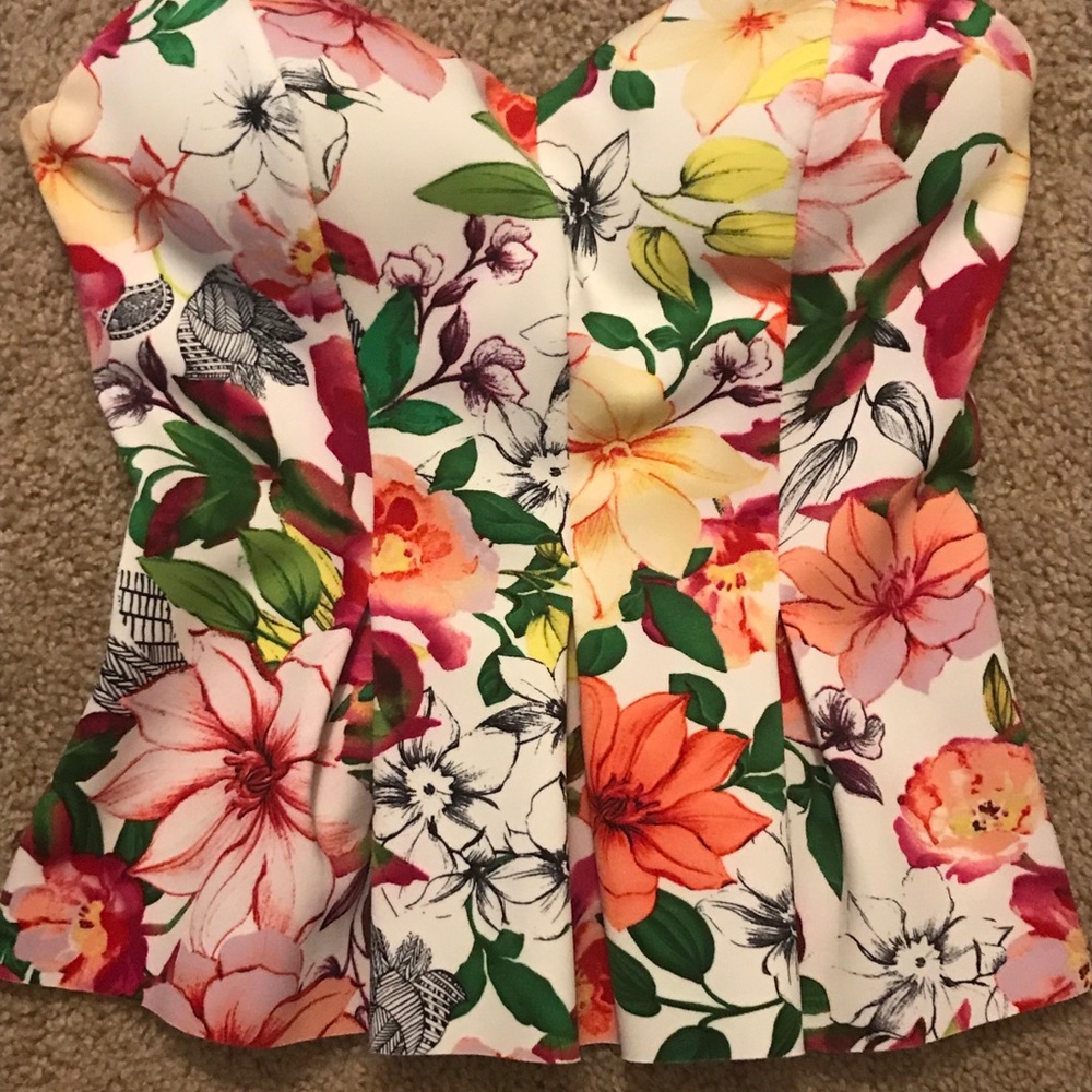 Guess floral 2pc set